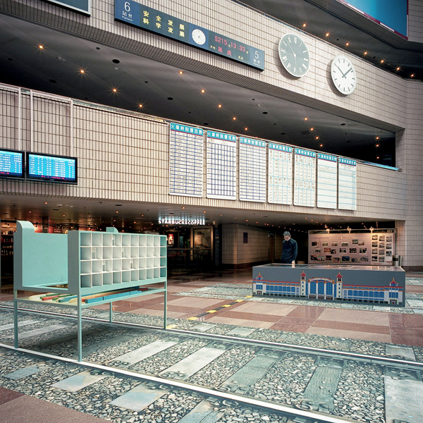 installation at hong kong cultural centre